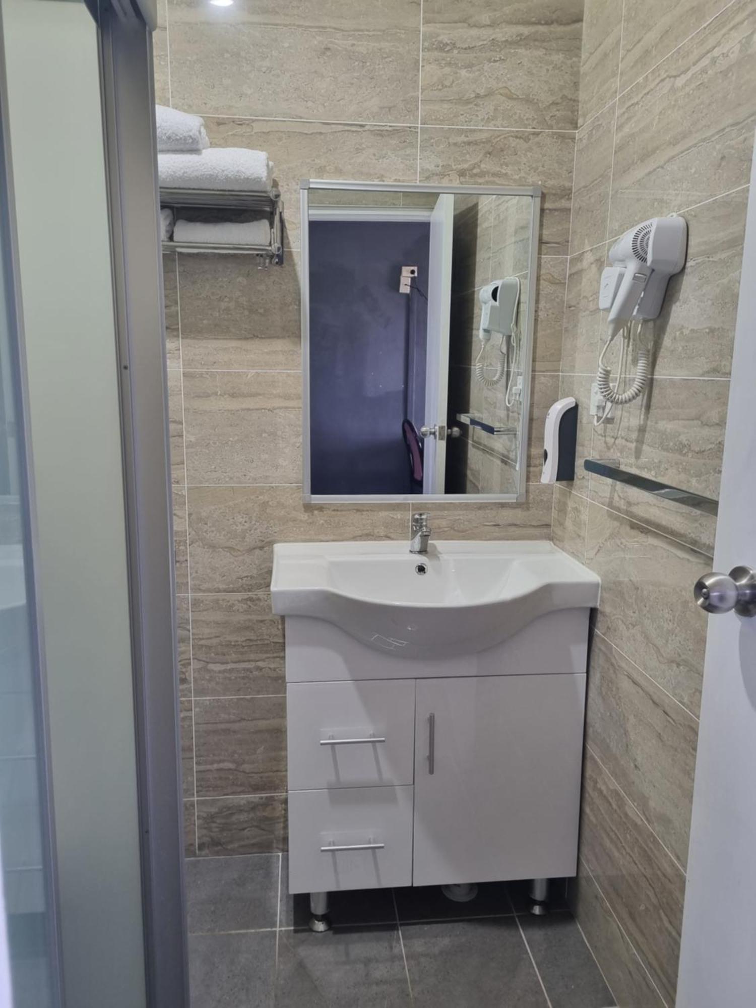 All Seasons Country Lodge Тари Экстерьер фото