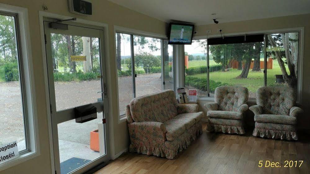 All Seasons Country Lodge Тари Экстерьер фото